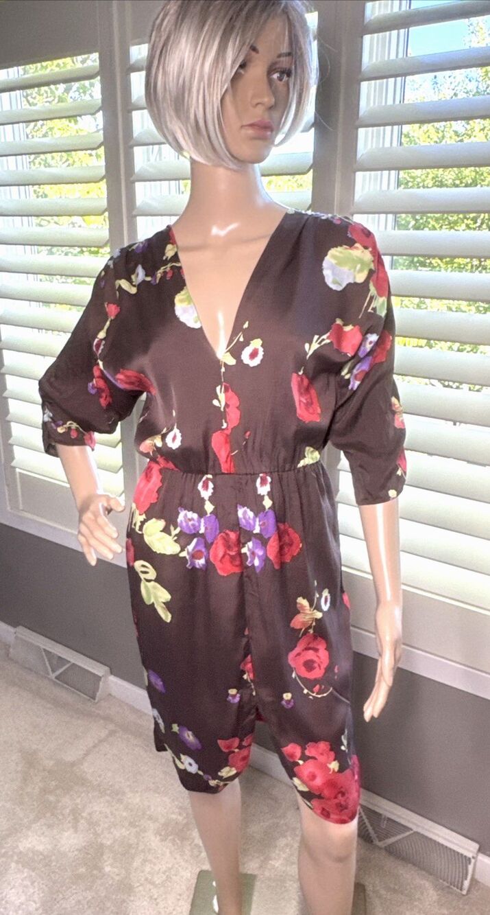 TUCKER Dress SILK Brown Floral Print Crepe V-Neck Bust 30" SMALL 95% SILK/Lycra